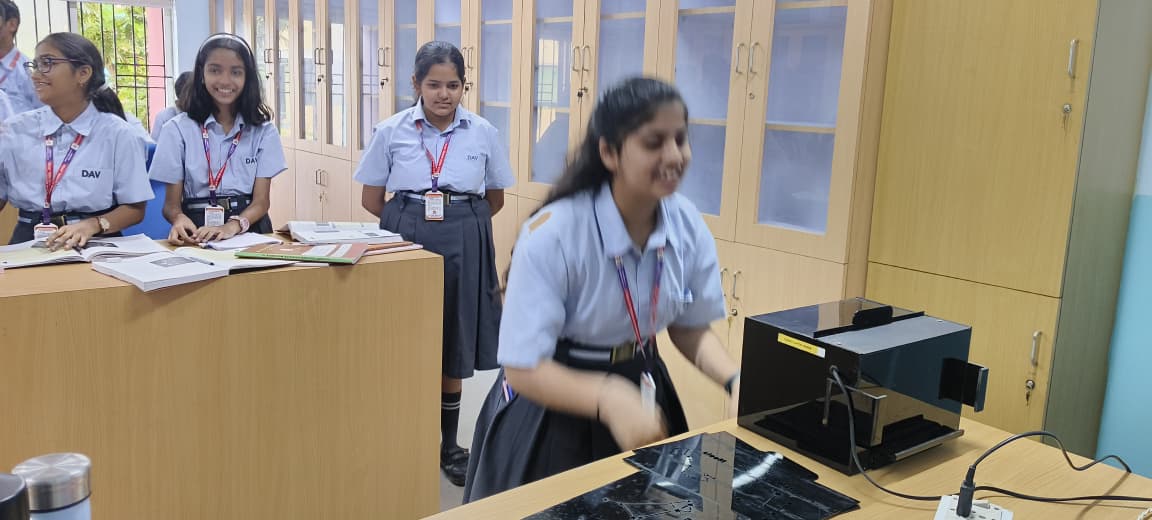SCIENCE LAB